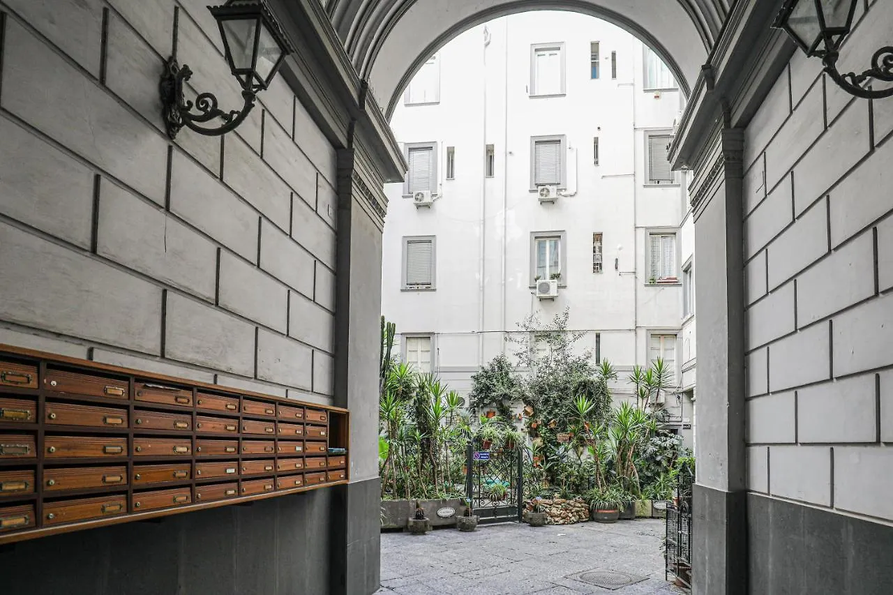 ホテル Sanfelice 33 Luxury Suites ナポリ